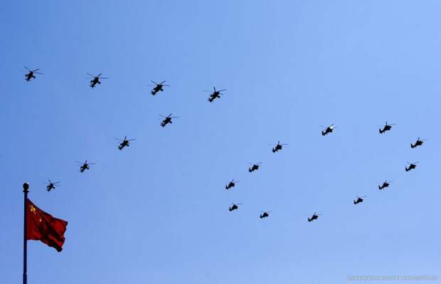 Грандиозный военный парад в Пекине Грандиозный военный парад в Пекине