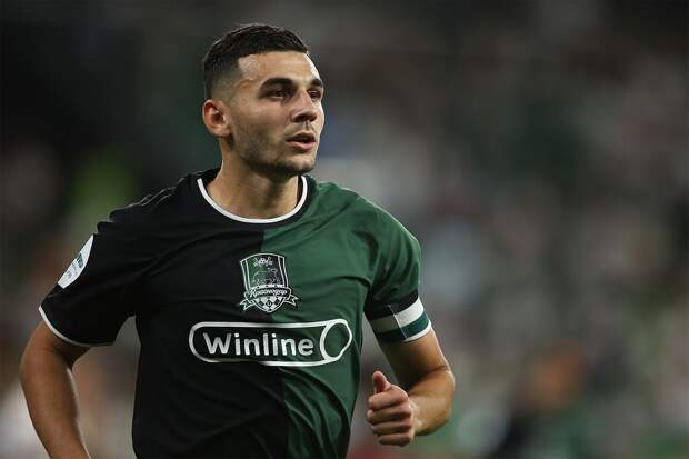 Сперцян после поражения от ЦСКА: «На первый план опять выходит не футбол: Кордобу оскорбляли, удаление — ужас»