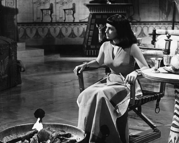 Элизабет Тейлор (Elizabeth Taylor) на съемках фильма «Клеопатра» (Cleopatra) (1963), фото 30