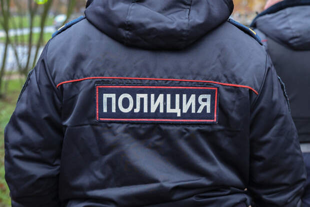 Петербуржец добровольно сдал в полицию боеприпасы и взрывчатку