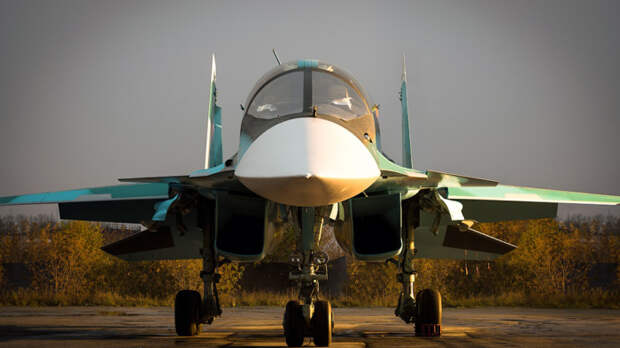 Почему у самолетов Су-34 желтые стекла, и для чего это нужно?