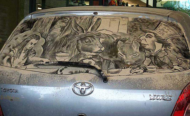 Рисунки на грязных машинах от Scott Wade