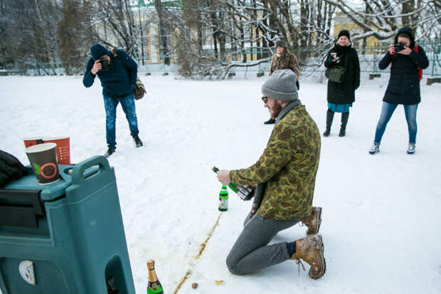 В Санкт-Петербурге прошёл первый чемпионат по стрельбе пробками от шампанского