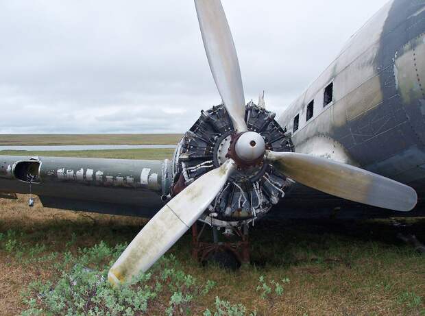 Douglas DC-3/C-47