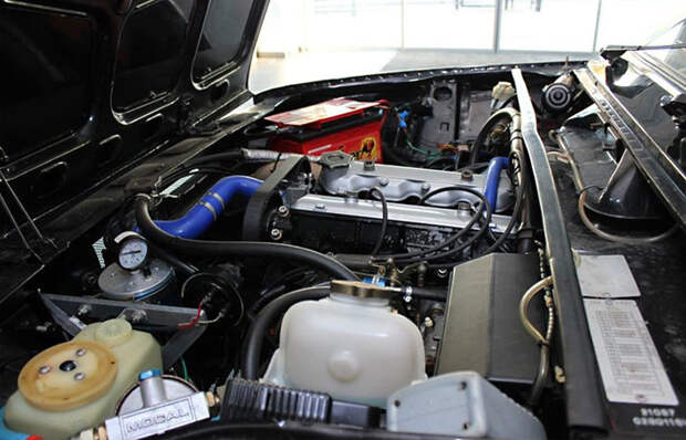 Под капотом тюнингованной Lada Riva теперь стоит 2,0-литровый атмосферный Fiat. | Фото: 2drive.ru.