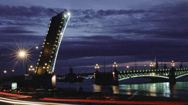 В Петербурге уведомили о запланированных технических разводках мостов