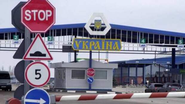 Очередь на границе с Крымом: пункты пропуска закрываются (ФОТО) | Русская весна
