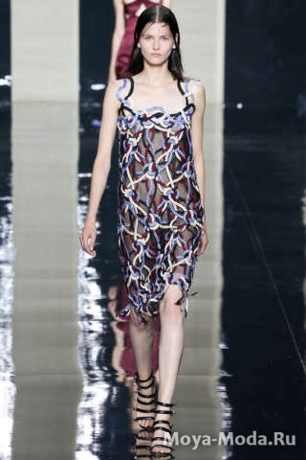 Модные сарафаны весна-лето 2015 Christopher Kane