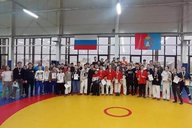 Тамбовчане завоевали 15 медалей на первенстве ЦФО по борьбе на поясах