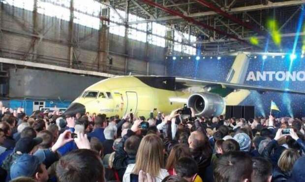 Испытания нового Ан-178 начнутся на Украине в мае Испытания нового Ан-178 начнутся на Украине в мае