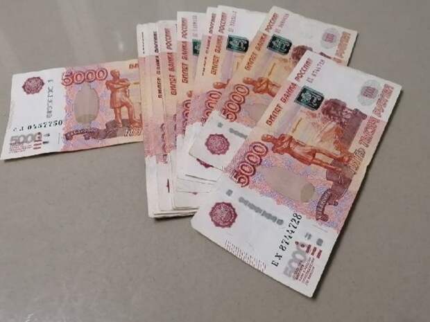 Ярославцы, которые незаконно подключились к электросетям, пытались дать взятку сотруднику энергокомпании