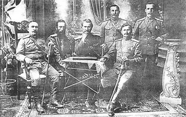Атаманы южных станиц Семиреченского казачьего войска. Фото 1913
