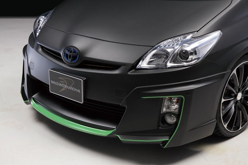 Тюнеры из Wald International преукрасили Toyota Prius Mk3 (15 фото) Тюнеры из Wald International преукрасили Toyota Prius Mk3 (15 фото)