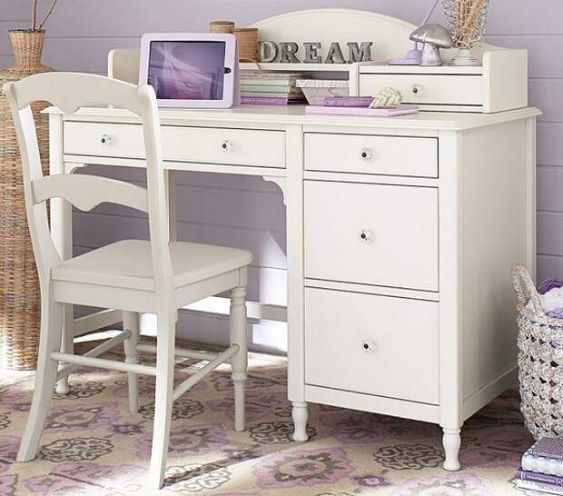 Рабочее место девочки, Pottery Barn Kids Рабочее место девочки, Pottery Barn Kids