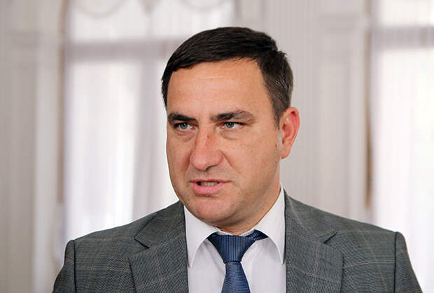 Мэр Ялты Андрей Ростенко на заседаниях штаба рапортует о том, что ситуация под контролем 