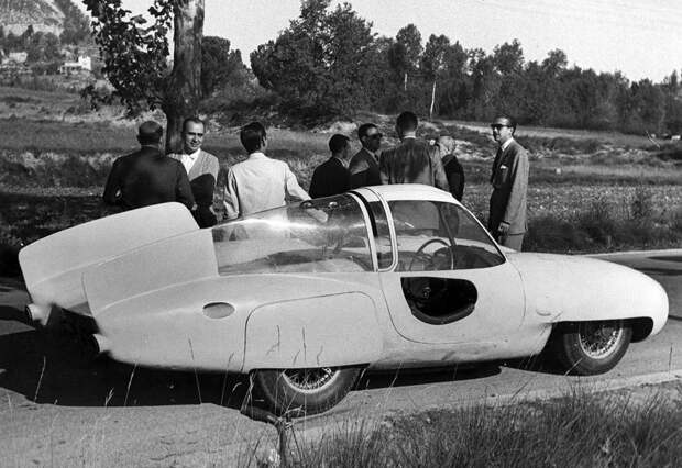 1953 – Pegaso Z-102 BS. Авария во время тренировки. Не стартовала. авто, автодизайн, болид, ле-ман, своими руками