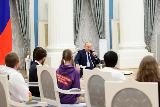 Путин пообещал поддерживать блогеров!