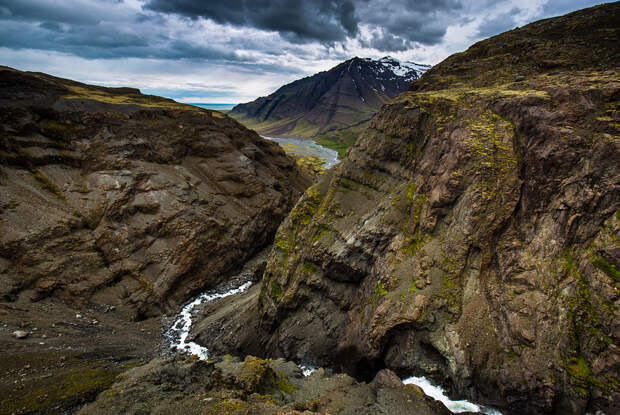 i-fell-in-love-with-iceland-but-its-a-complicated-relationship-22__880