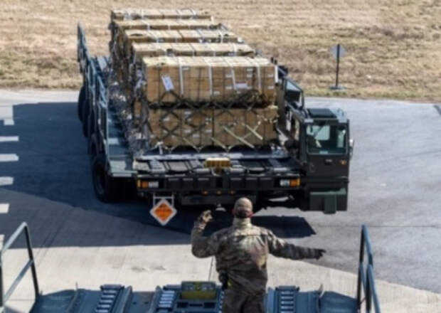 Арсеналы пусты: США откладывают поставки оружия в ЕС, а значит и на Украину