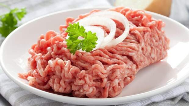 Что добавить в фарш, чтобы котлеты были сочными и воздушными: секрет, о котором знают немногие