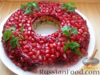 Фото к рецепту: Салат "Гранатовый браслет" с мясом
