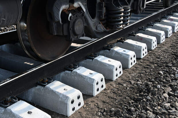 В Алма-Аты более 50 человек отравились угарным газом в поезде на съемках