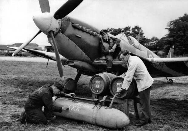 Spitfire_Book_16061506 Spitfire_Book_16061506