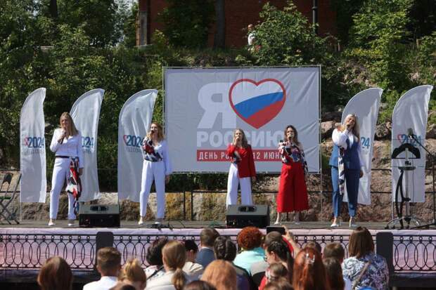В Выборге стартовал большой семейный фестиваль «Россия – мой дом, мой надёжный причал»