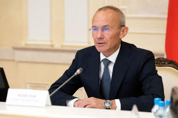 Суд решил оставить в силе арест свердловскому экс-вице-губернатору Чемезову