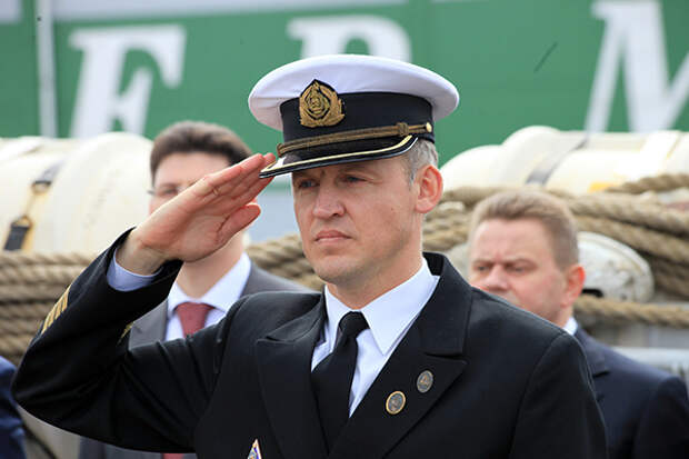 Михаил Новиков