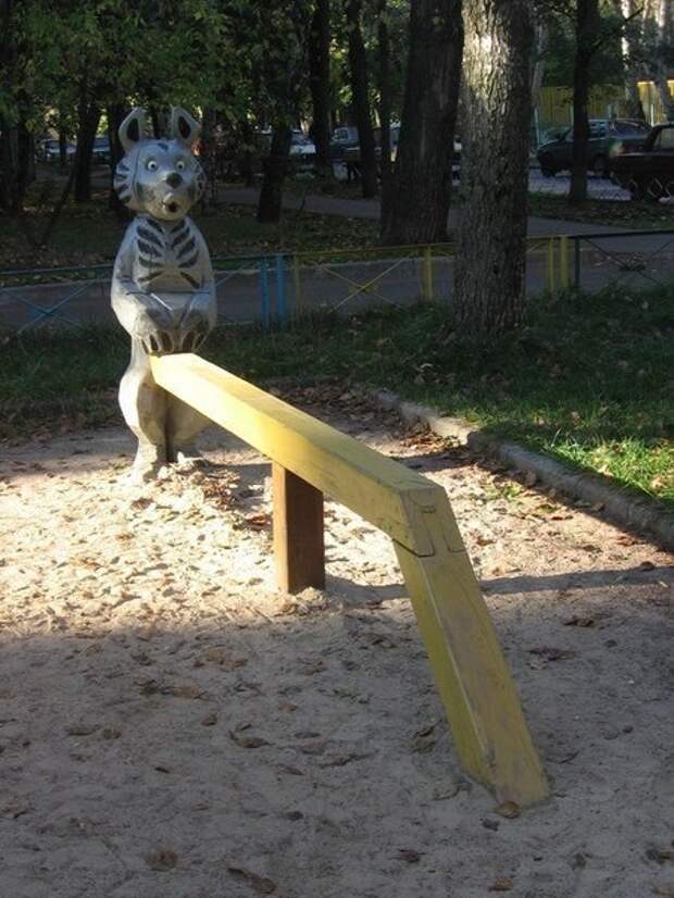 кошмарные игровые площадки для детей (17)