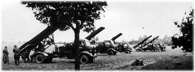 РСЗО на базе грузовика Fordson WOT8, 30-cwt (1.5-ton), 4x4)