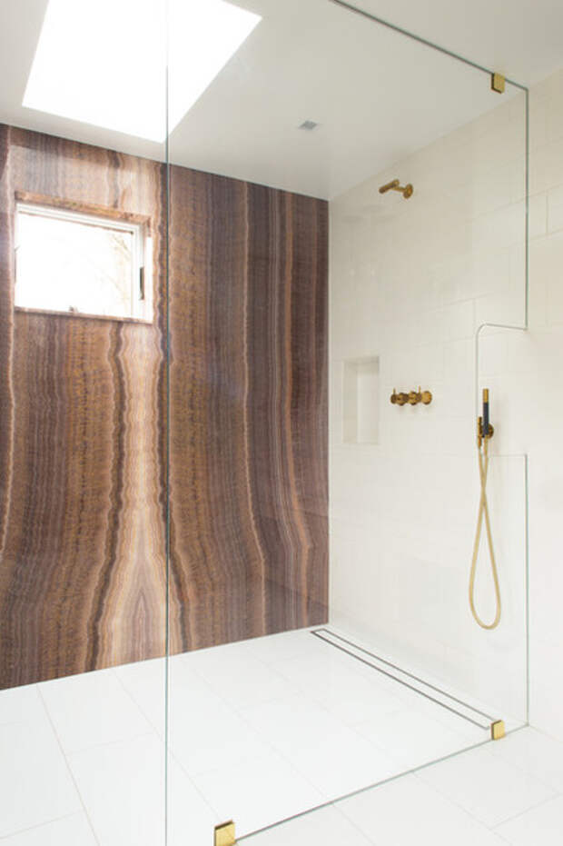 Современный Ванная комната by Elizabeth Strianese Interiors
