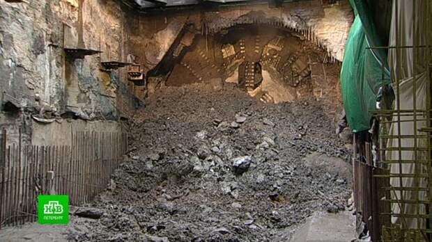 Губернатор сообщил, когда откроются новые станции метро на юго-западе Петербурга