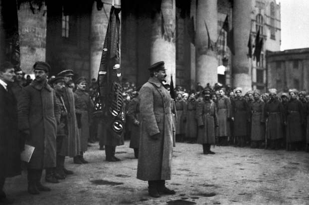 Враг Сталина мертв: 80 лет назад месть вождя настигла Льва Троцкого