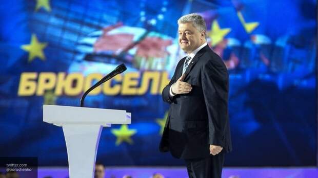 А король-то голый: как собирали массовку на съезд Порошенко 