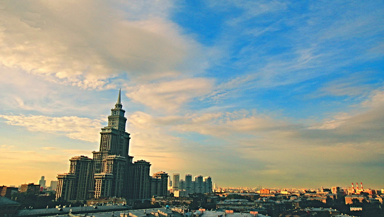 Россия. Москва. Триумф-Палас. Высота: 264,3 м. (Алексей Павлов)
