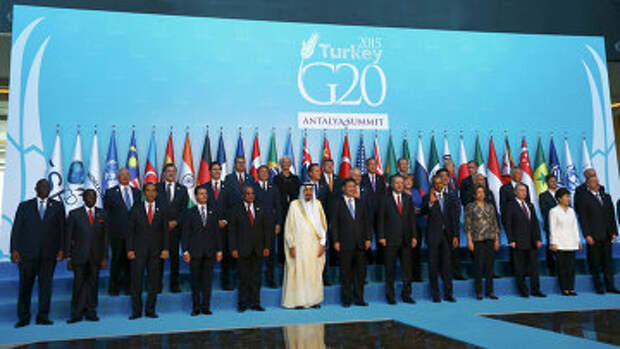Лидеры G20 фотографируются во время саммита в Турции
