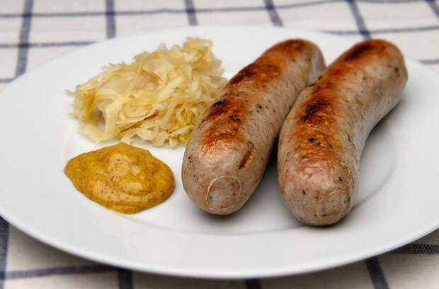 Братвурст еда, колбаски