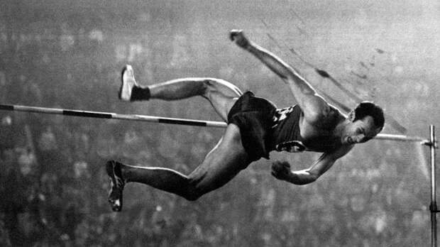 Обоюдный нокаут, кортеж до аэропорта: история Олимпиады 1964 года 