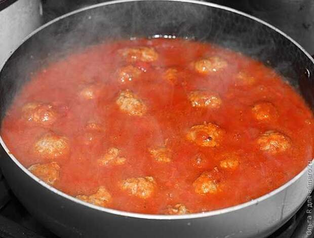 Мясные шарики в томатном соусе