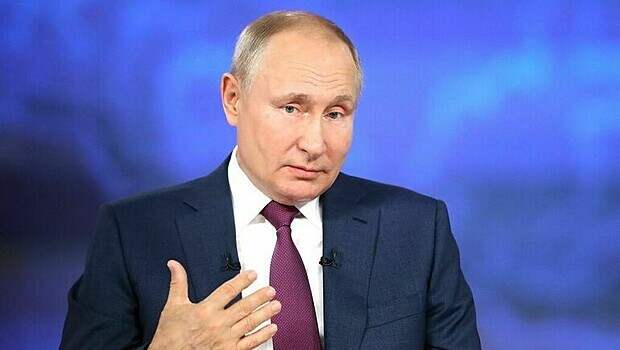 Путин назвал «острой» проблему абортов в России