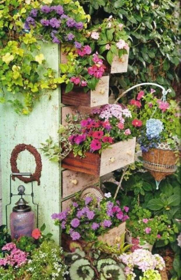http://www.repostudio.org/wp-content/uploads/2013/06/container-beautiful-garden-ideas-600x929.jpg