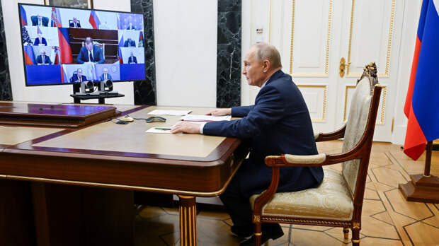 Путин обсудил дополнительные меры развития ИИ в интересах обороны с Совбезом РФ