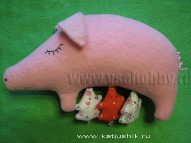 мама свинка с поросятками игрушка готова