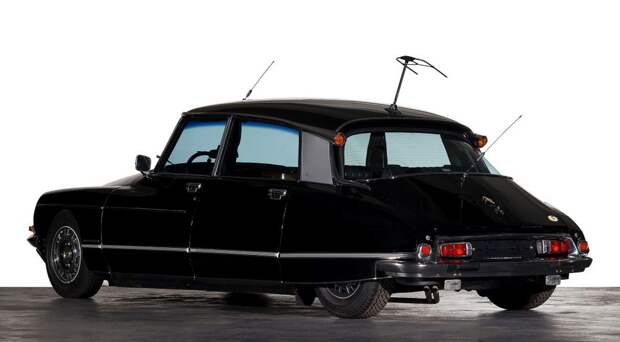 DS Prestige авто, видео, история, факты