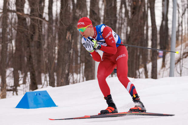 В сборной России назвали сроки возвращения Большунова к соревнованиям