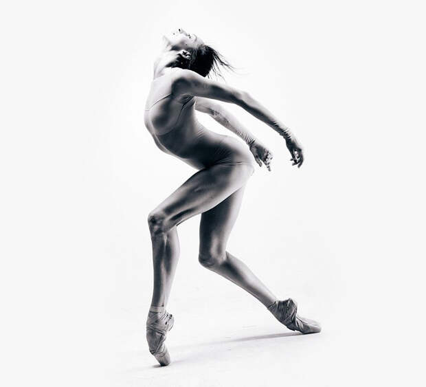 https://static.boredpanda.com/blog/wp-content/uploads/2016/10/dance-photography-vadim-stein-2-580495a8d6861__880.jpg