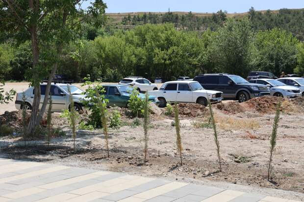 На набережной в Бахчисарайском районе заасфальтируют парковку