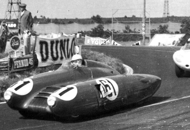 1955 – Nardi Giannini ND750 Bisiluro. Сход в результате аварии. авто, автодизайн, болид, ле-ман, своими руками
